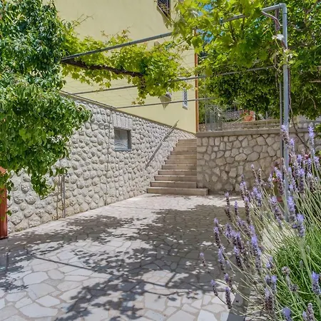 Sheshe Apartman Mali Lošinj